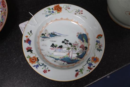 Three Chinese export famille rose dishes, Qianlong period, 22 -23cm (3)